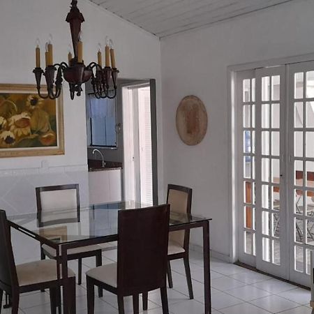 Linda Casa Para Temporada No Pero/Cabo Frio Buitenkant foto